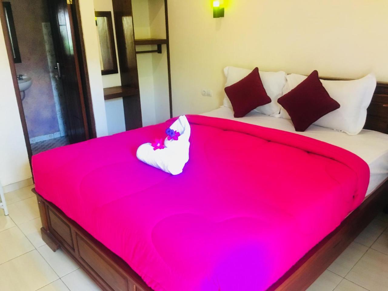 Yudhist Guest House Lembongan Buitenkant foto